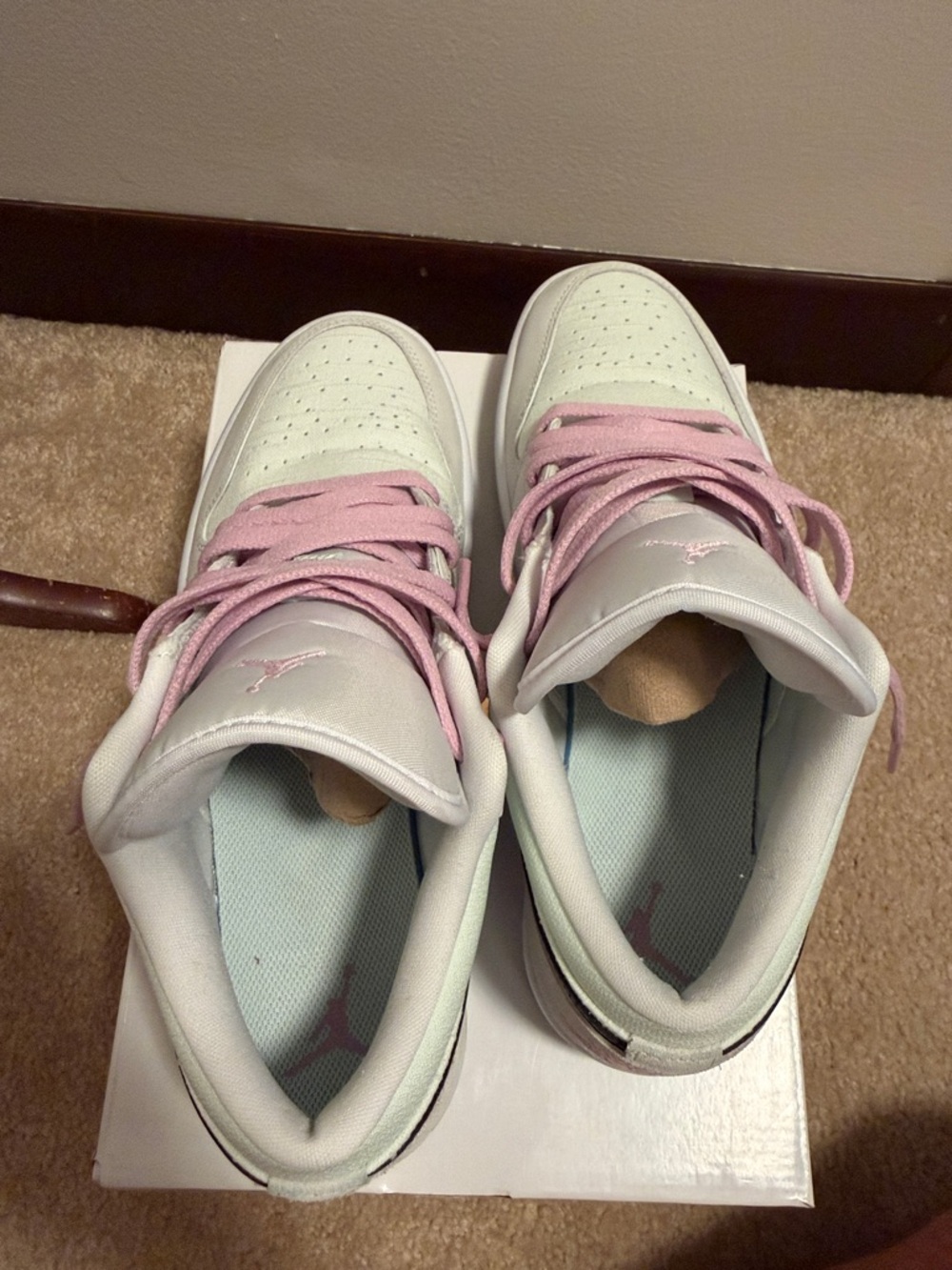 Jordan 1 Low - White, Pink & Black - Picture 6 of 9
